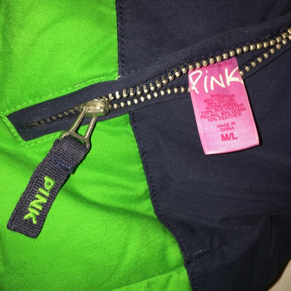 EUC Reversible PINK down navy and green vest Sz. M - Picture 3 of 8
